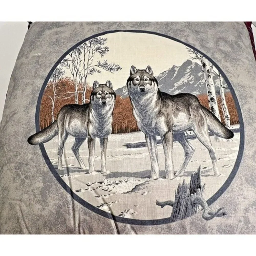 Handmade Hudson Scene 2 Bear Wolf Throw Pillow 15